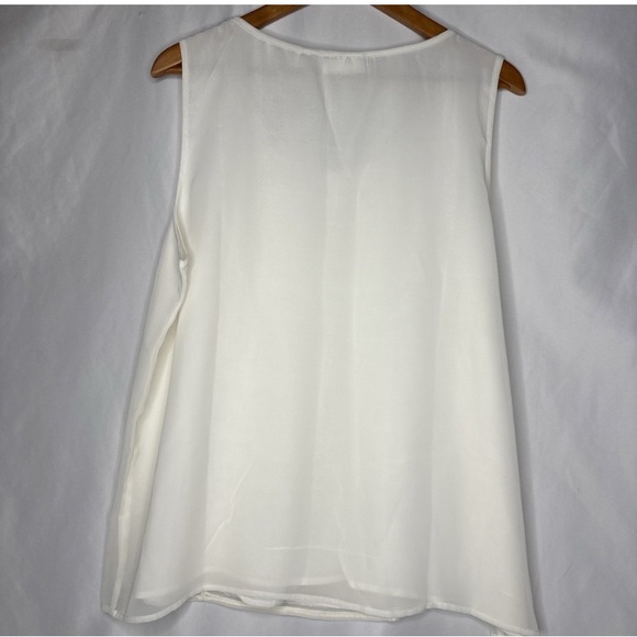 Chico’s Sleeveless Ecru Delicate Detail Tank Top NWT Sz 3 (16) - Picture 4 of 5